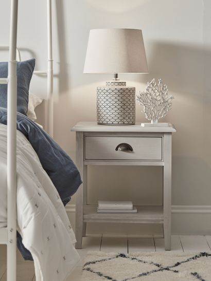 Bedside tables - Image 3